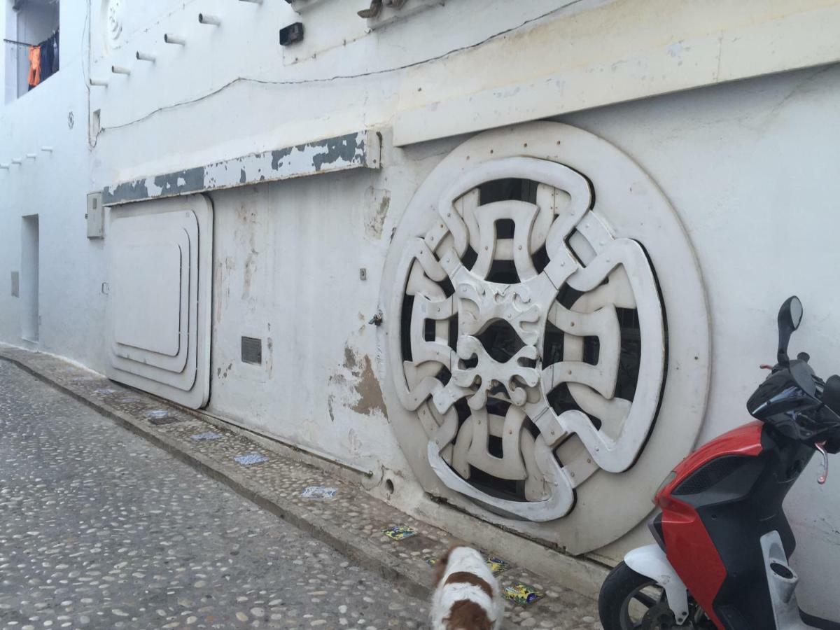 Altea, Callejeando Por Su Casco Antiguo. Exterior photo